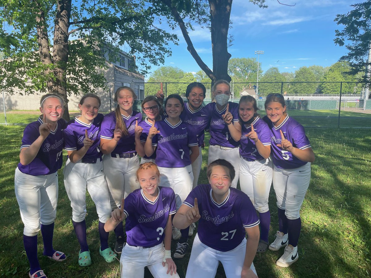 MplsSouthwest's tweet image. Girls Softball defeats South 6-1 to be City Conference Champions! 

Go Lakers!