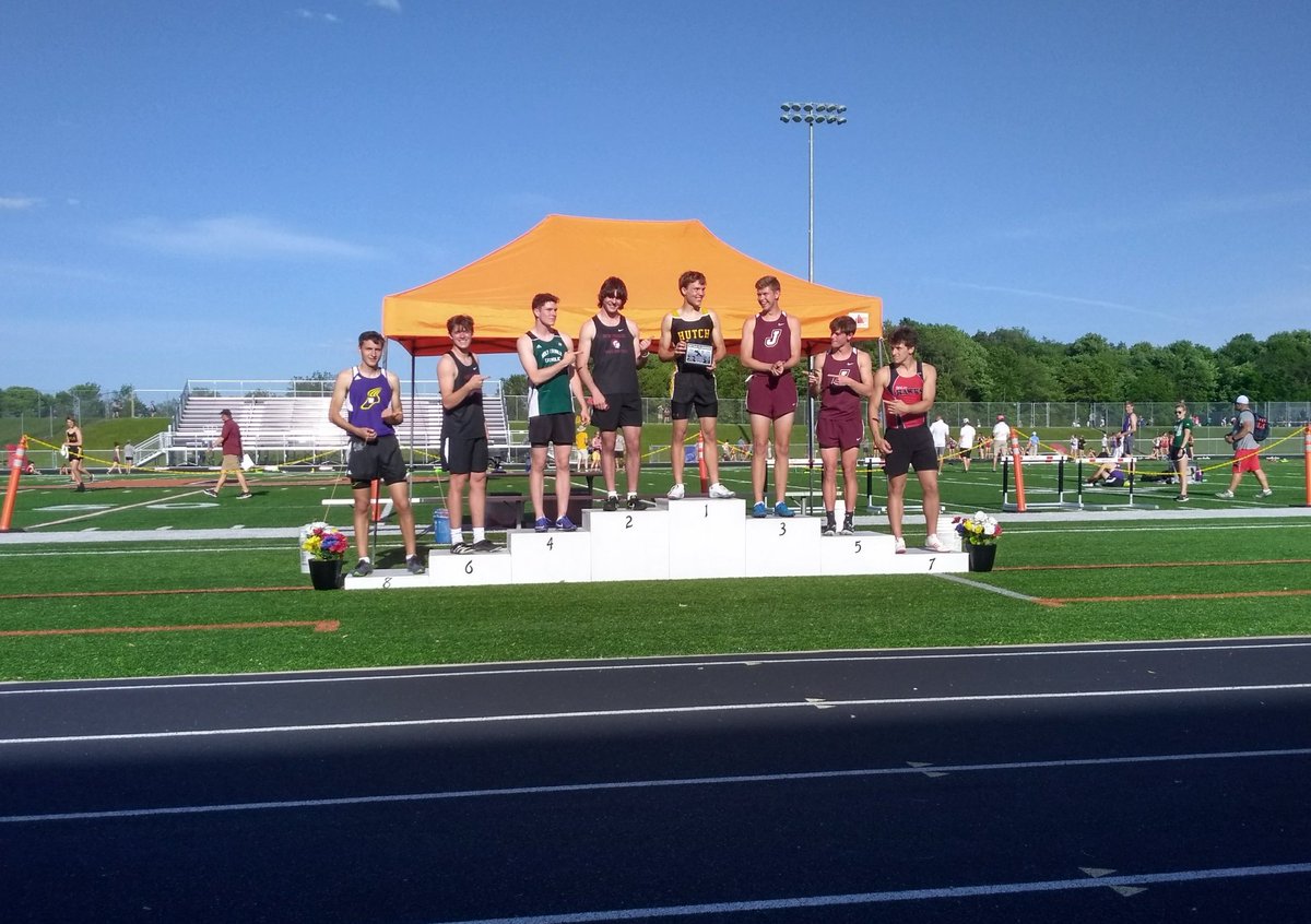 JordanTF717's tweet photo. Boys 400 meter dash
Sam Cromie - 3rd place
Owen Montreuil - 5th place https://t.co/CObXjnLiGy