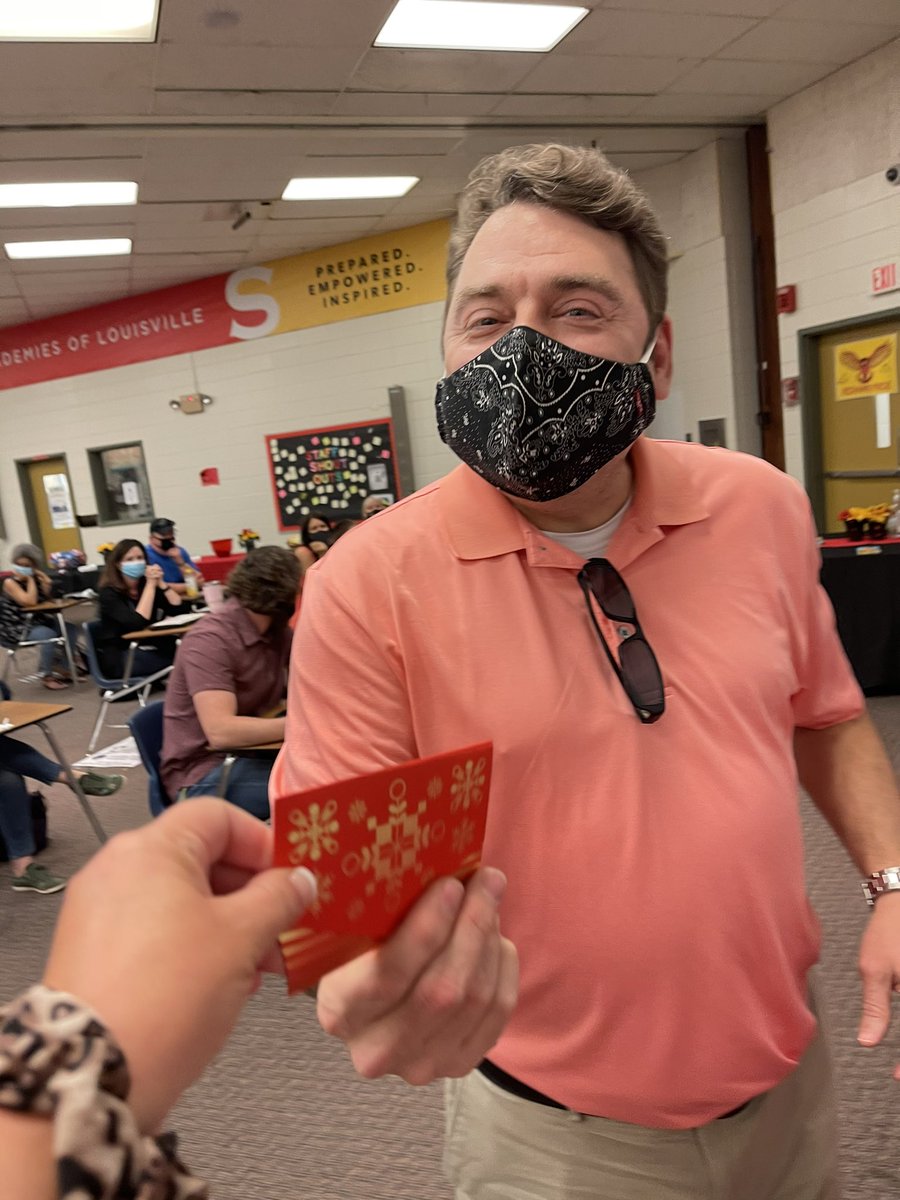 Mary Louise Pozaric tweet media