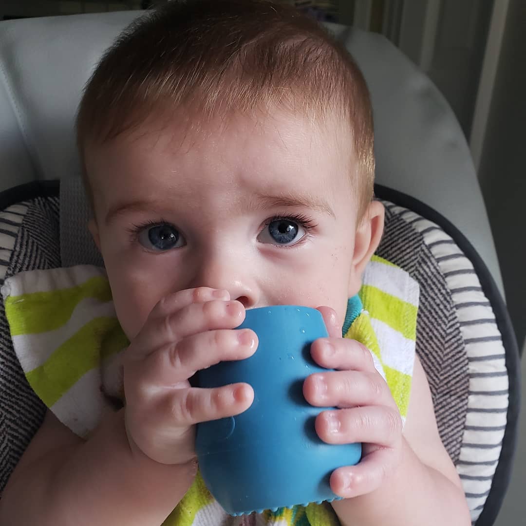 MommysAce's tweet image. Ace LOVES his Tiny Cup!
#AceBaby #MommysAce #TinyCup #6MonthsOld #SoCute #LoveHim