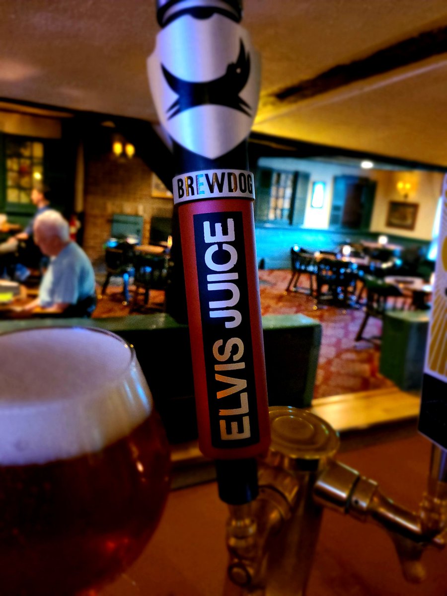 Come in for a cold one!!
#craftbeer #beer #ipa
#brewdog #pub #cozy #local
#grainhouserestautant #tuesdayvibe
<a href="/BrewDog/">BrewDog</a> <a href="/FoodNetwork/">Food Network</a>