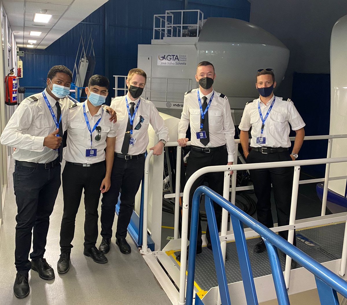aeroERMO's tweet photo. Global Training Aviation abre las puertas de su sede madrileña a los estudiantes del curso ATPL Integrado de Quality Fly

Más información en: https://t.co/HSfjKICOZd

#AeroErmo #GlobalTrainingAviation #QualityFly #EASA #Centro #Entrenamiento #Pilotos
@GTA_Aviation_ 
@Quality_Fly https://t.co/hKgYQMMSxN