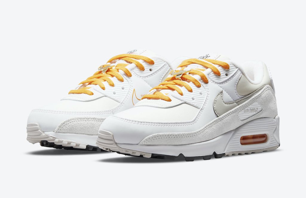 KicksOnFire en Nike Air Max 90 “First Use” comes with “First Use June 18, 1971″ printed above the modified Swoosh. https://t.co/TPmuV1xpFJ" / Twitter