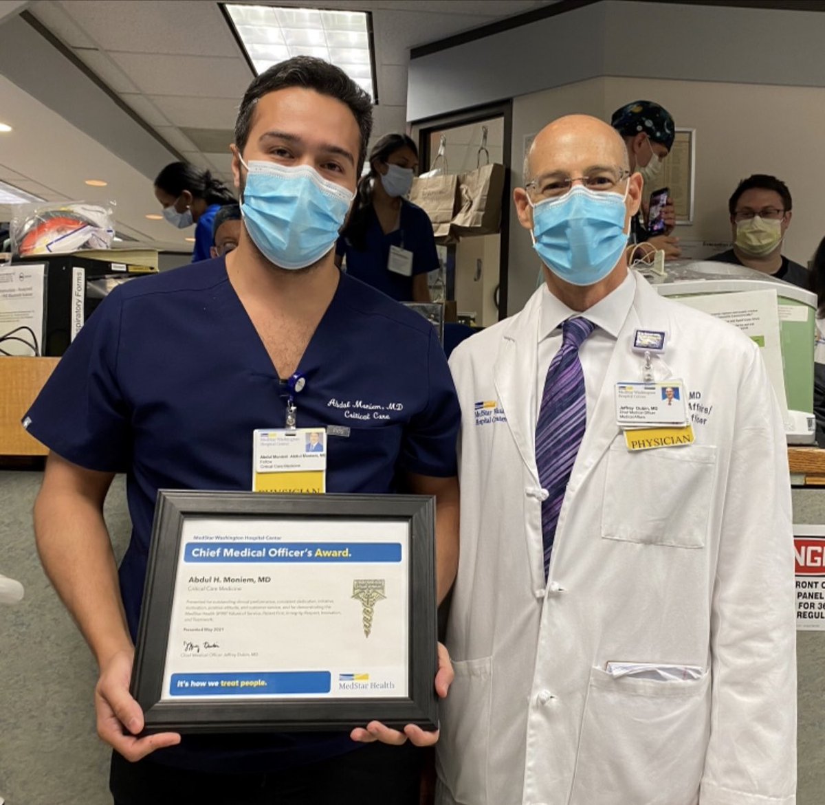 whcpccm's tweet photo. Critical care fellow Abdul Moniem getting the Chief Medical Officer’s award for going above and beyond in patient care! Way to go Abdul! https://t.co/MVUuvMq26T