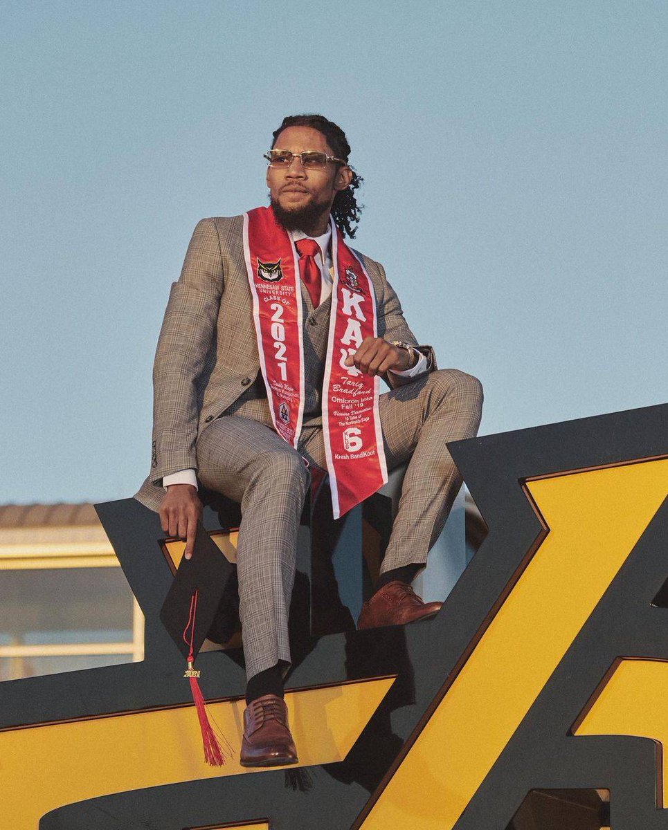 sep_kapsi1911's tweet image. Congratulations to Brother Tariq Bradford (Omicron Iota) on his graduation from Kennesaw State University with a double major in Business Management and Marketing. Keep on achieving our good brother! 👌🏿
Repost @kingriq6
#kapsi1911 #seprovince #kappagraduation