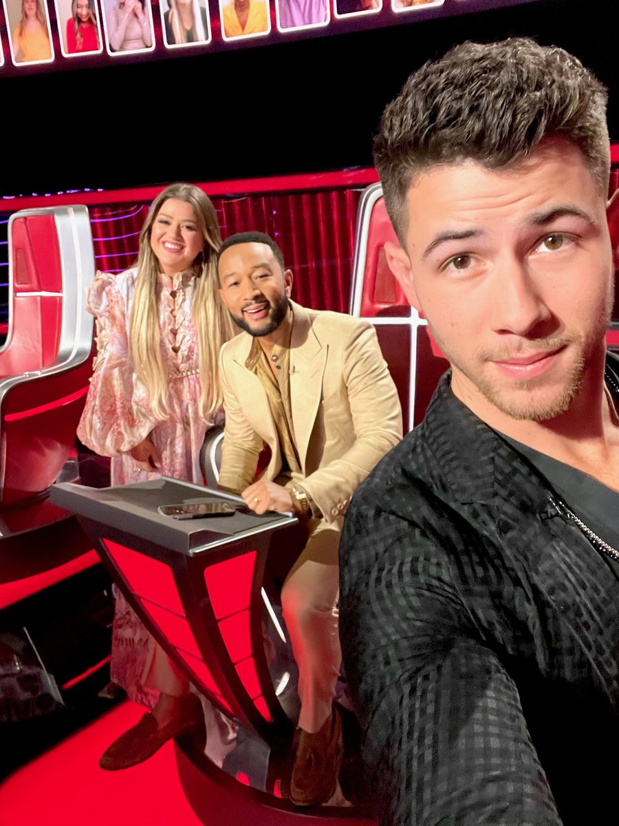 Nick Jonas tweet media