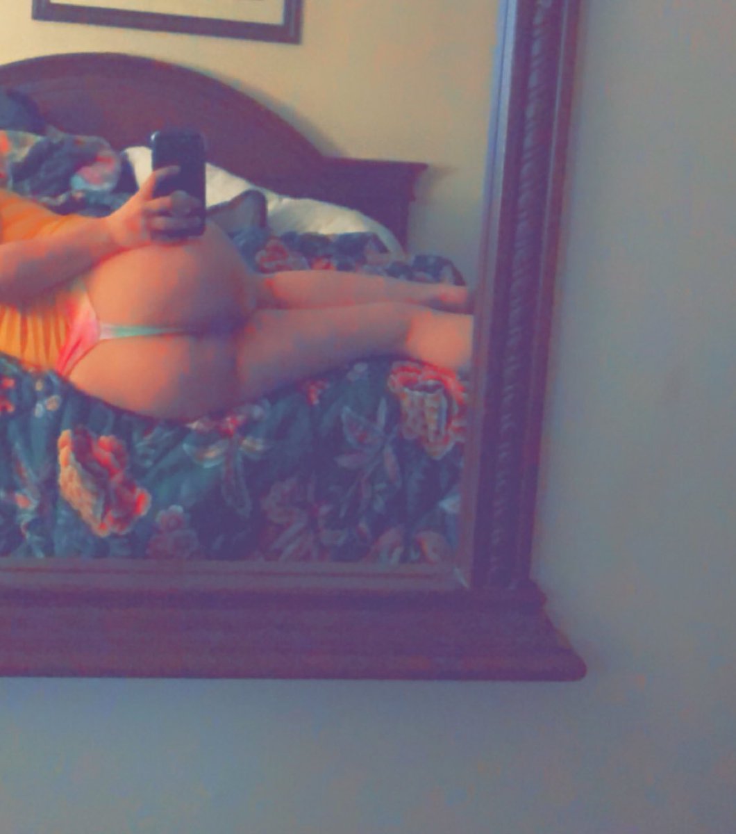 k_madilynn's tweet photo. $10/month make me holla #onlyfans #linkinthebio #asscheeks #of #PROMO #blondehotwife #AdultWork #sellingcontent https://t.co/NwXrXbYKcy