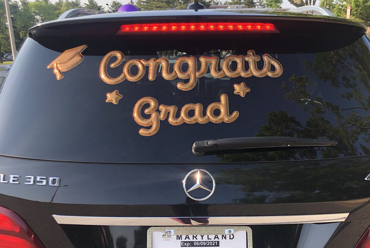sandragreid's tweet photo. What a perfect evening for a PAWSOME PHS Parade to celebrate our @PikesvilleHS Stellar Seniors! https://t.co/CcpnKtBImM