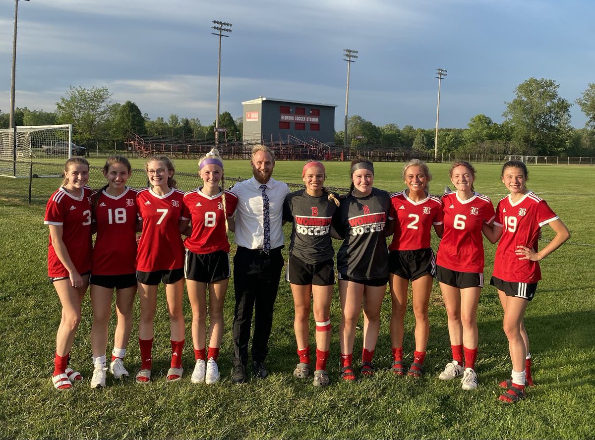 6-3 win against Monroe for Senior Night. Best way to end a season!!!  So happy to of been able to play with all these girls. Thank you Bedford Soccer for all the memories 🤍