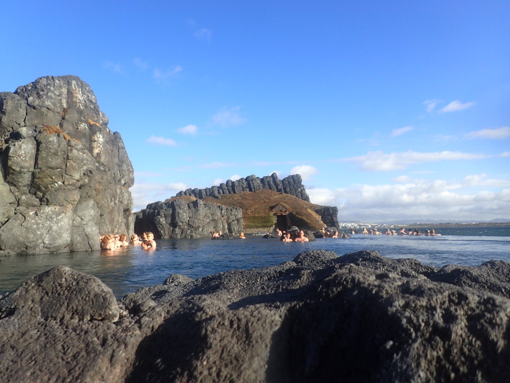 こちらアイスランド さすがにブルーラグーンの方が特別感もあり 規模も大きいけど 悪くなかったです ぜひいらっしゃれますように