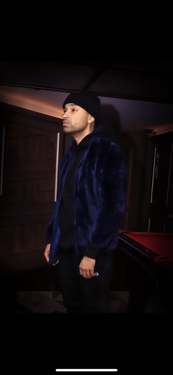 KureMusicGroup's tweet photo. On this day Fabrejay releases his chart topping, debut instrumental single “Birth”
#kuremusicgroup #fabrejay @DjFabreJay #birth #1yearanniversary 🎈 https://t.co/IqDP3doyyi