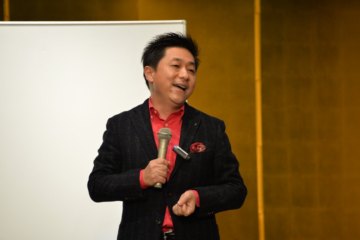 「大丈夫です。自分でやります」と強がりは言わず、「助けてください」と素直に言うことで、ストレスがなくなりました。

今月もよろしくお願い申し上げます。