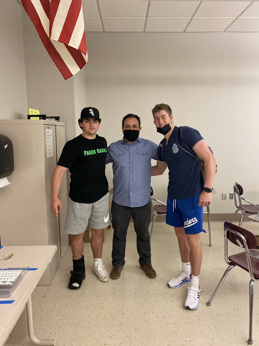 MrA_SHS's tweet photo. I had so many great seniors this year. I couldn't get a picture with all of them but I look forward to hearing about all of their future successes.   #classof2021 #ShrewsburyLearns https://t.co/1Kxv24WkEB