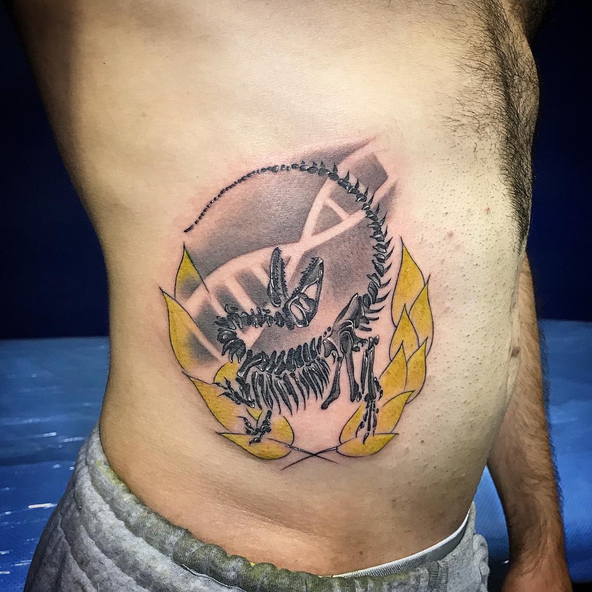 Apu_Arts's tweet photo. #apu #apuarts #apuartstattoo #apustyle #tatuaje #tatuajes #tattoos #tatuador #tatuadorcdmx #cdmx #tattooartist #dinosaurios #dinosauriotattoo #dinosauriotatuaje #velociraptor #velociraptortattoo #velociraptortatuaje #dna #dnatattoo #dnatatuaje #adn #adntattoo #adntatuaje https://t.co/IDlszhAO73
