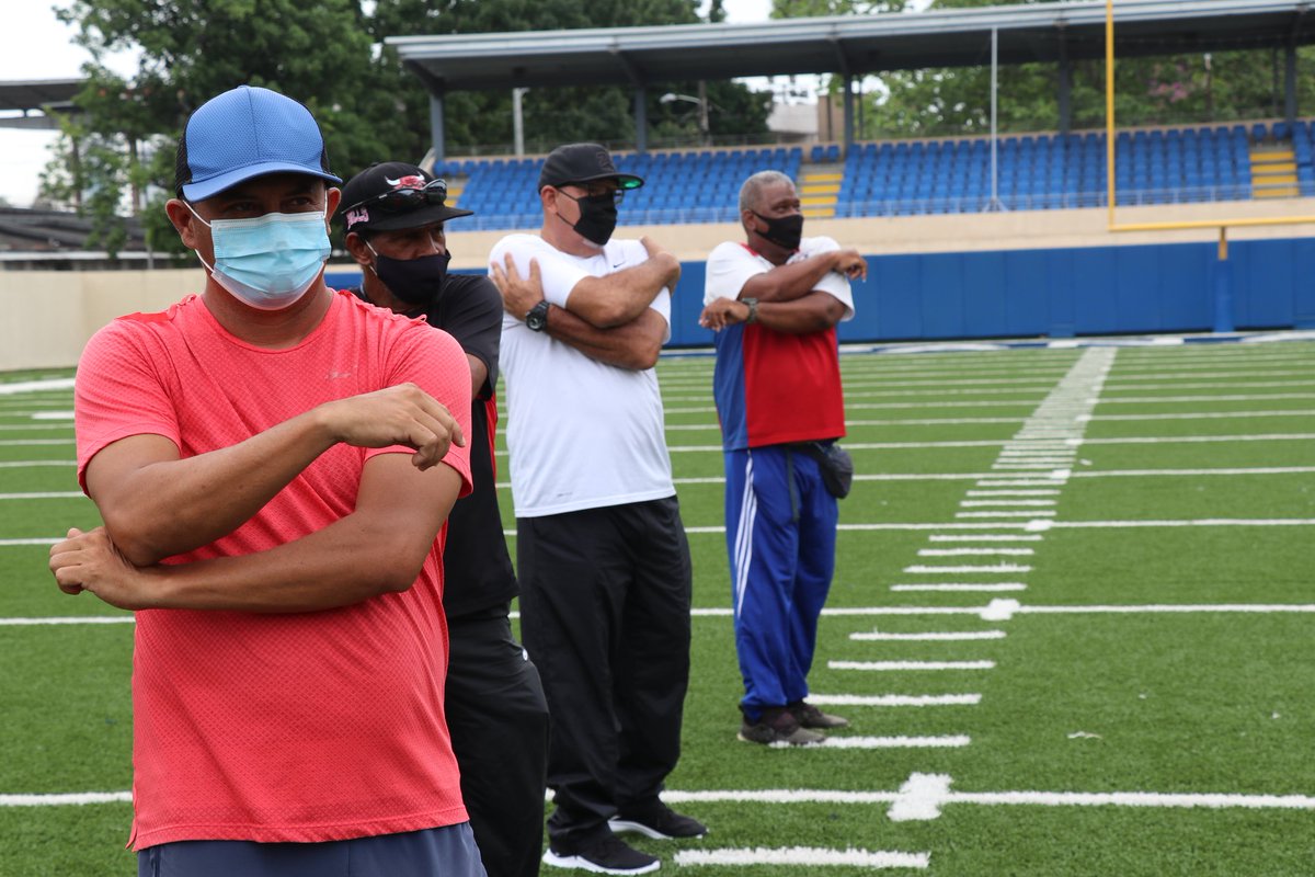 Pandeportes's tweet image. Hoy continuaron las clases prácticas para los funcionarios de Panamá Este y Veraguas, que forman parte de la capacitación " Preparación Física y sus Componentes" con el fin de fortalecer sus conocimientos.