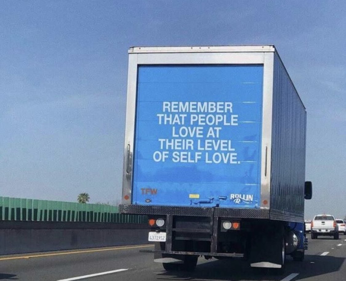 Valeria Lozano (@valelozano93) on Twitter photo 