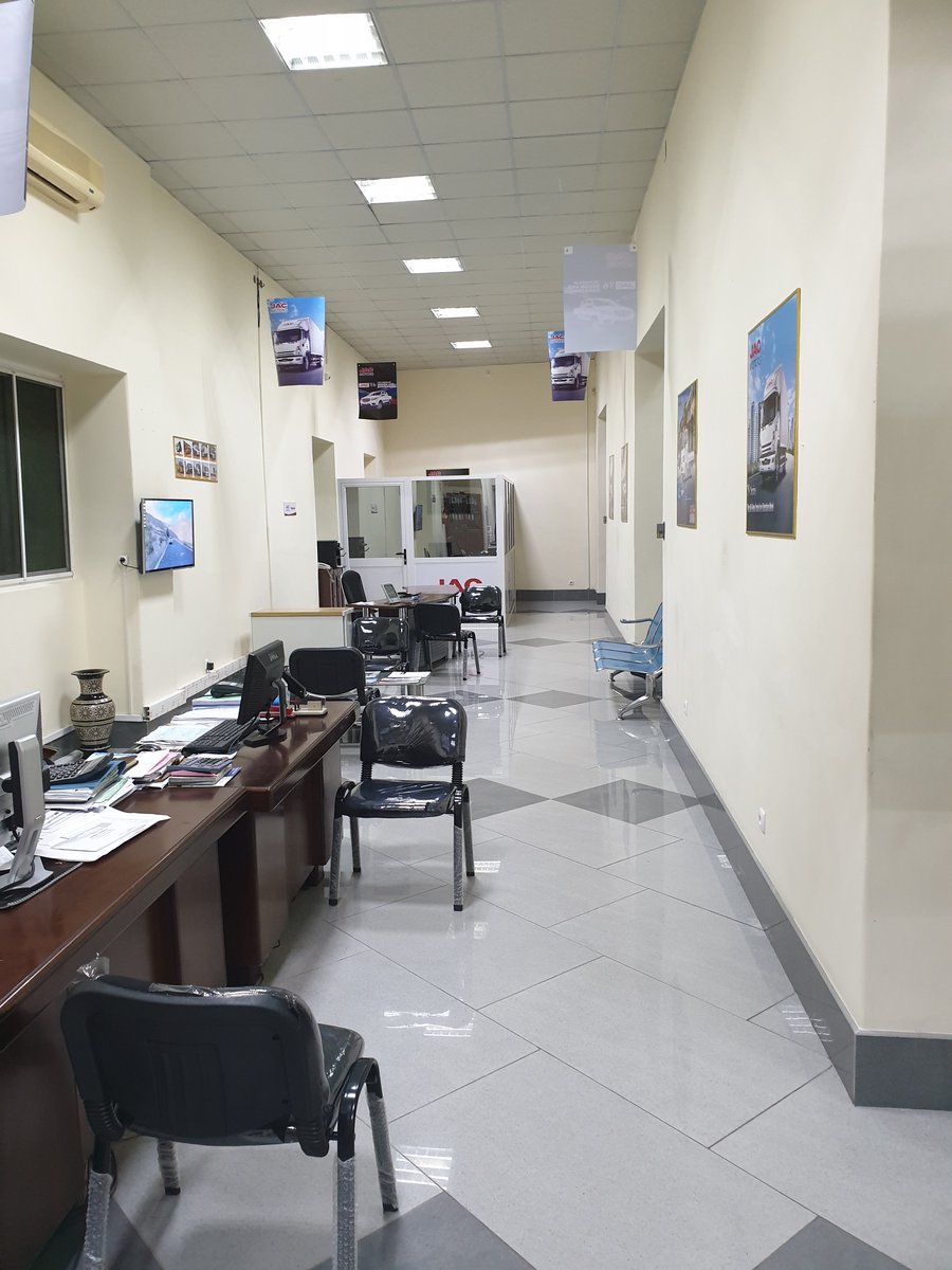 ankai_bus's tweet photo. Ankai/JAC bus team in Mozambique to provide you with professional sales service and bus maintenance.
You are warmly welcomed to pay us a visit in Maputo and Beira, let's work together for the future. https://t.co/hb6dhFxof3