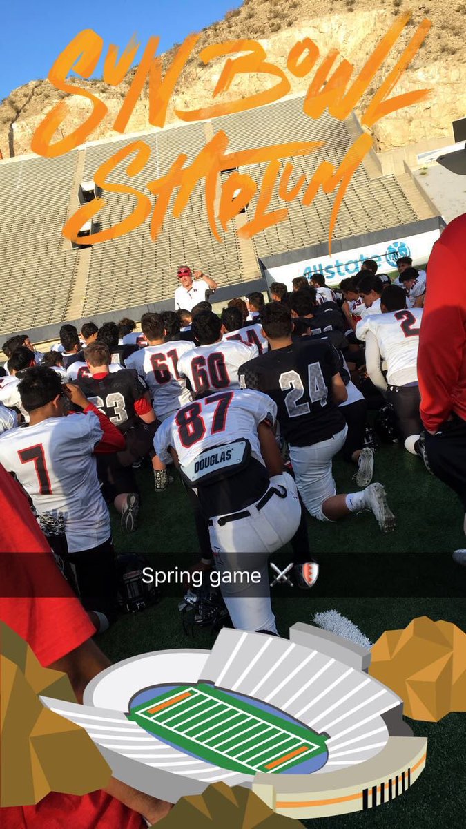 RobCheco2014's tweet photo. This came up in my memories today. An awesome experience for our student/athletes to get to play at the Sun Bowl that year #springgame2018 #KingdomOfChampions โ๏ธ๐ก๐โค๏ธ๐ค๐งกโ https://t.co/Nz2uIyaC9x