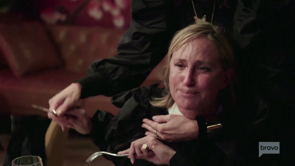 housewifegifs's tweet photo. Luann having to remove the butter knife 😭 #RHONY https://t.co/uD15XPQASl