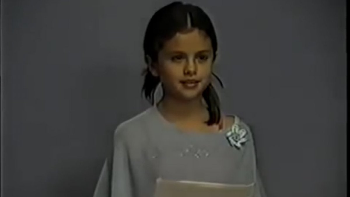 badgalsellly's tweet photo. the saga of young selena gomez videos continues... https://t.co/dsTZNR2pux