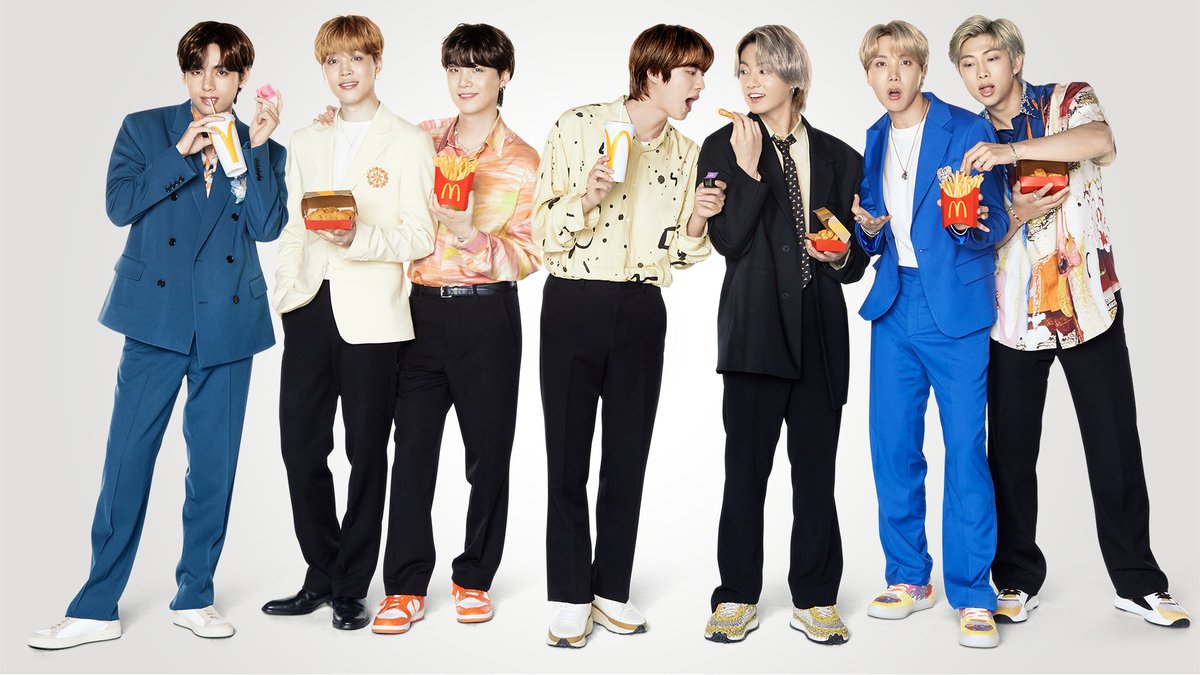 BuzzFeed K-Pop tweet media