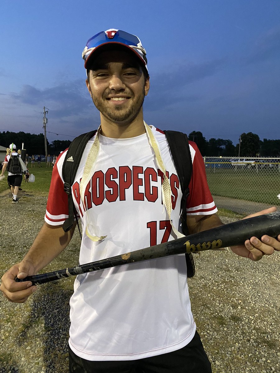 ProspectsOH's tweet photo. Joe broke his bat today. If this gets 15 retweets one lucky retweeter will win this bat straight from Joe! Start retweeting! https://t.co/RHstxSJCwo