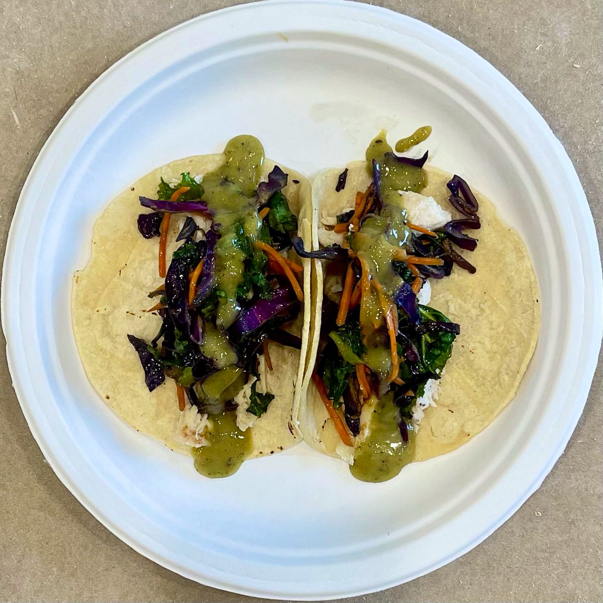utedaddy's tweet photo. Tonight on #MakeShiftKitchen - Green Chile Chicken Tacos https://t.co/xA2raAki2x