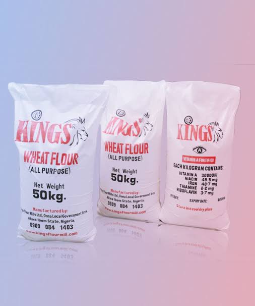 OvieAli's tweet photo. This newly built King Flour plant by Onur Kumral in Akwa Ibom, is now producing 500 metric tons of flour daily with employment opportunity for over 200. Farmers would be encouraged to plant wheat to meet the demand of the factory as Naira would be saved on import. Nigeria Wins. https://t.co/dZWKlnJVGq
