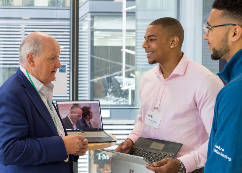 SETsquaredBath's tweet photo. Good luck to @UniofBath's #ExergamingLtd, @LabCycleLtd, #Qomra and @testmyteeth as they pitch today at @SETsquaredโs #GradInvest21.
They'll be joining 9 other #StartUps all pitching for funding, expertise, mentoring or experienced support from prospective investors and mentors. https://t.co/C2xmL0upQL