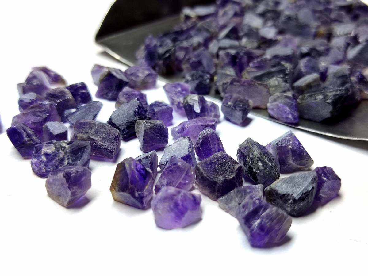 Rafay77917009's tweet photo. Excited to share the latest addition to my #etsy shop: 1 Kg Amethyst Raw Rough Stones 5mm 10mm /Gemstones/Wire Wrap/Jewelry Making/Healing Crystals and Stones https://t.co/wZSDy89R0y #engagement #valentinesday #amethyst #loosegemstone #naturalgemstone #topquality #roug https://t.co/rpDku2usob