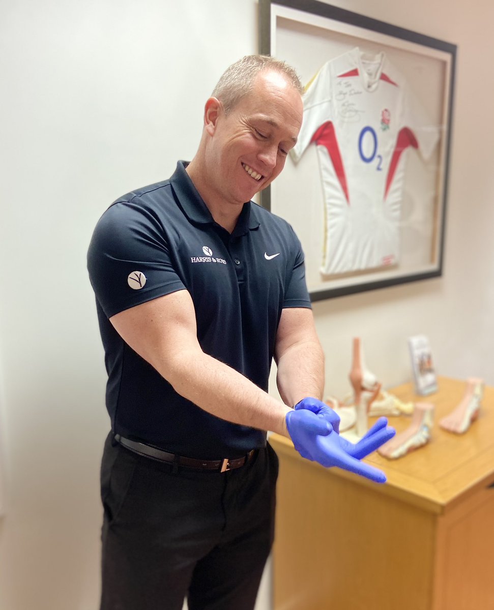_physio_'s tweet photo. Guess who’s back ....
Back again......
🎶🎧🎶
#shadysback #tellafriend #physio #footballphysio #NUFC #backfulltime #privatepractice #physiotherapist #physiolife #physiotherapy #Wilmslow #freshfromfootballseason #Renners https://t.co/k57wSVy6HZ