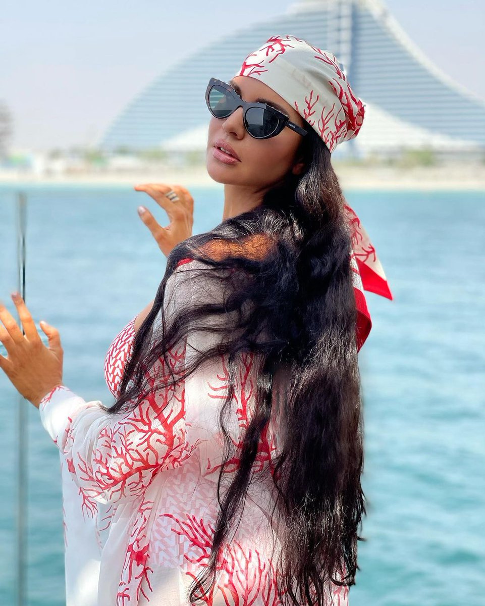 #لاميتا_فرنجية تبهر متابعيها بـ إطلالة صيفية
bit.ly/3wA1oNq
<a href="/Lamittafrangie/">Lamitta Frangieh</a>