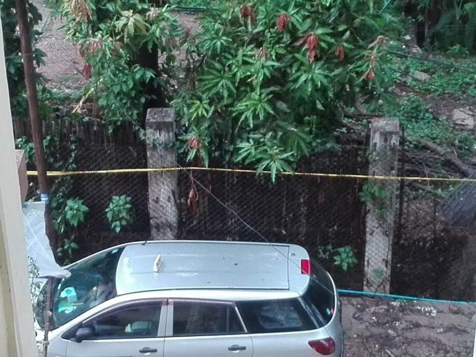 spring21MM's tweet photo. At around 5 am on May 26,Military terrorist forces raided a house from Martyr St, #ShweNantThar Ward,#Bahan Township, Yangon and
-Abducted at least 6 people for no apparent reason.
-The house is also restricted as a restricted area.
#May26Coup
#WhatsHappeningInMyanmar
@aapp_burma https://t.co/GmXftLTZxd