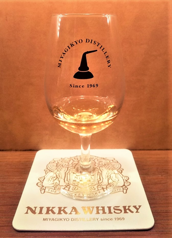 グラス選びもウイスキーを楽しむポイントです😆 テイスティンググラス