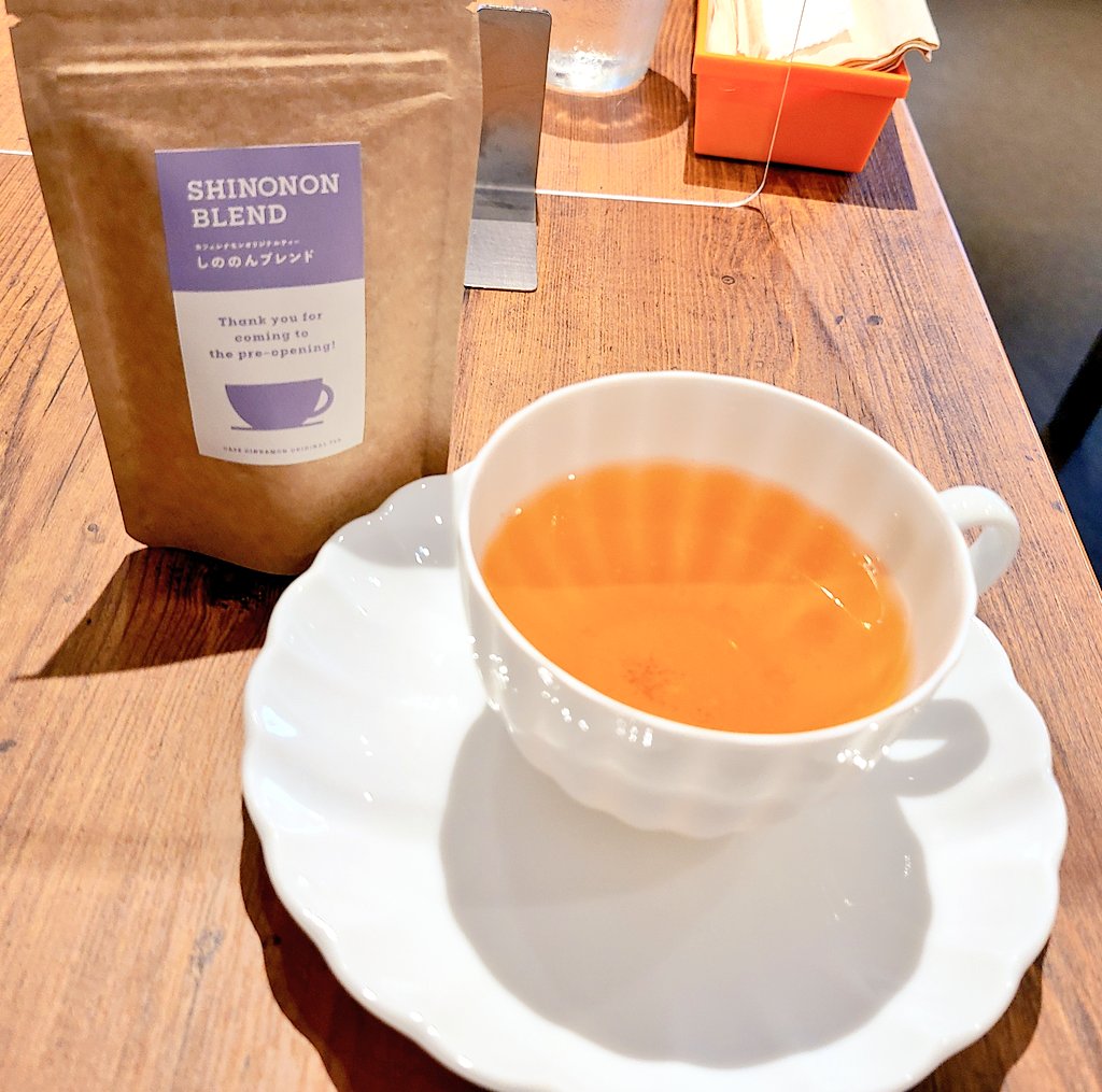 池袋にオープンした普通のカフェがトレンド入り 実はオタクが求めてたやつだった あまりにも普通のカフェ Togetter