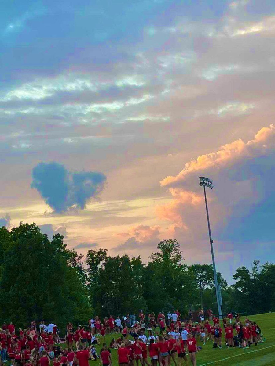 What a beautiful night. Ally’s presence was everywhere, and I just know she’s looking over every single one of us. #WePlayFor3