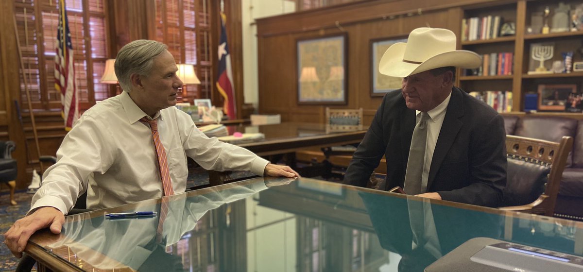GregAbbott_TX's tweet photo. Great to have Sheriff @AndyLouderback in the office today to discuss strategies to better secure our border.

The Biden Admin. has failed us.

Texas will step up.

The Texas Legislature is providing more than $1 billion to beef up border security.

More details coming soon. https://t.co/t2MrVr0lpR