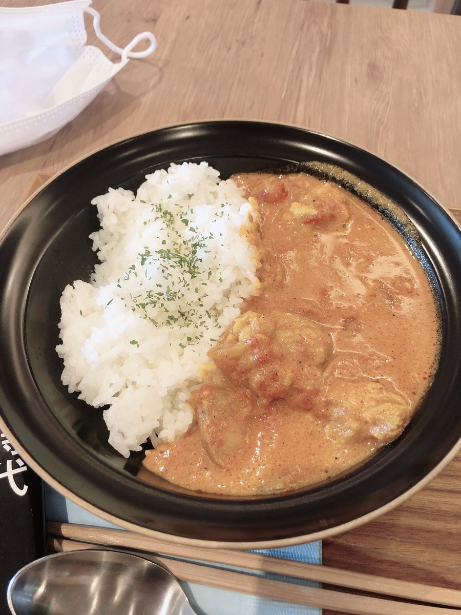 元カレが好きだったカレーと、本日の食べながら読むお供本 