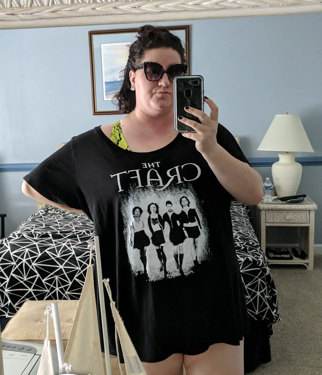 Bidentityblog's tweet photo. @SarahBHoll READY 🖤 https://t.co/RhNZGxFhDm