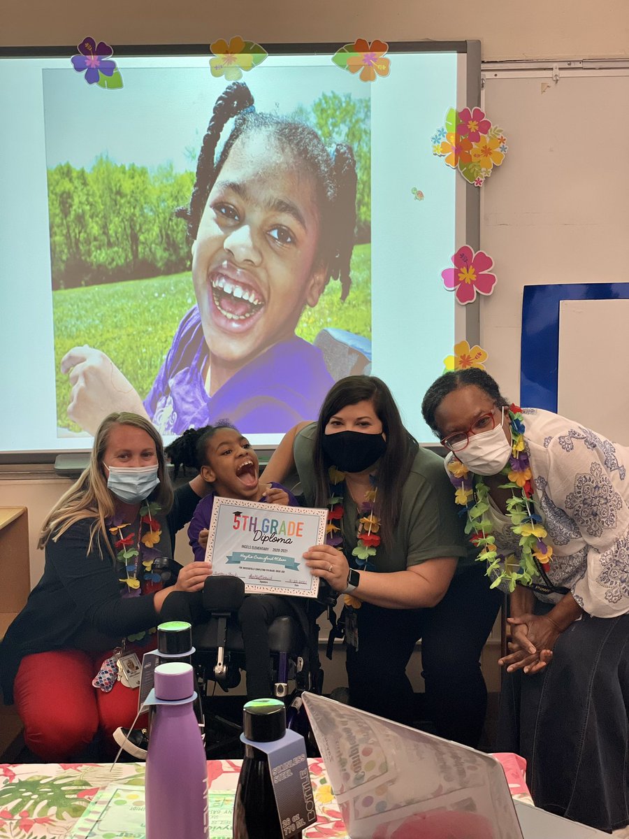 brittgash's tweet photo. We had a WELL DESERVED celebration with our students and families today! Teaching virtual and in-person is hard, but these kids showed up every day, happy about it and ready to learn in both places. We have great students &amp; supportive families that made it happen! https://t.co/lnJekKOeSJ