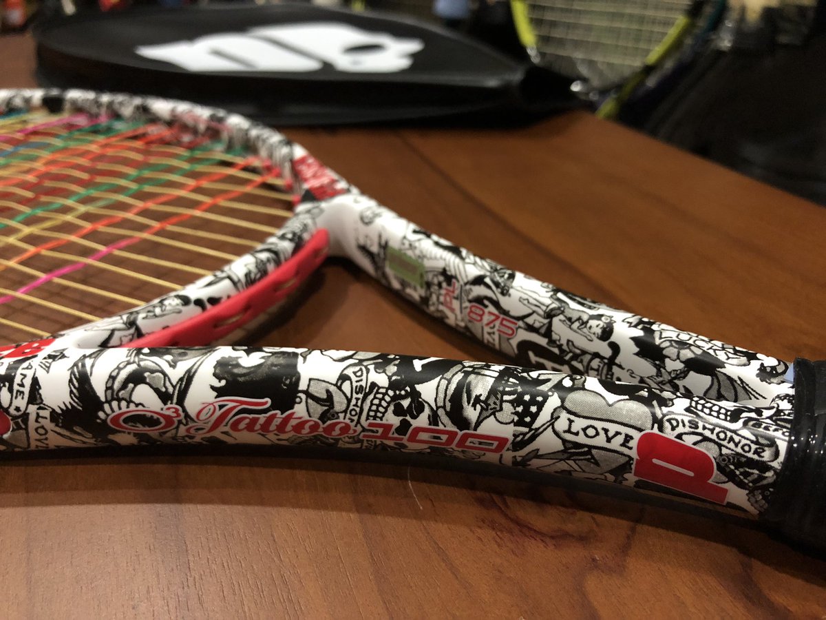 All_That_Racket's tweet photo. One of my prettiest racquets… @Prince_Tennis & Hydrogen collaboration Prince Hydrogen O3 Tattoo 100 (310g)… #allthatracket #princetennis #princetennisracket #princehydrogen #princetattoo #hydrogen #hydrogentennis #hydrogentennisteam #hydrogentattoo https://t.co/yqGz4AU9FD