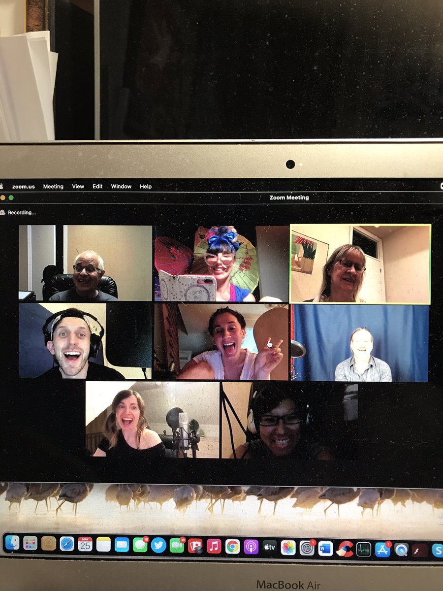 Elley_Ray's tweet photo. Another fabulous 4 hour, “What Announcer”, Open Mic?!? Here are a few of the wild creative genius’s as we were leaving, sorry i missed everybody! Thanks to the incredible #ColinDoyle ! More brilliance coming🎤🎆🎧💗🎶🦄⭐️ https://t.co/NFAchpSiNe