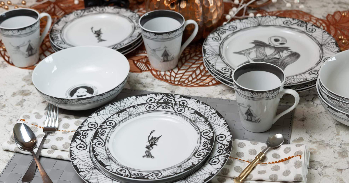 ComicBook's tweet photo. Some of #Disney's most iconic villains and #TheNightmareBeforeChristmas are honored in @Toynktoys' dinnerware sets. https://t.co/RLhwGd8V5s https://t.co/ycoXgybgjX