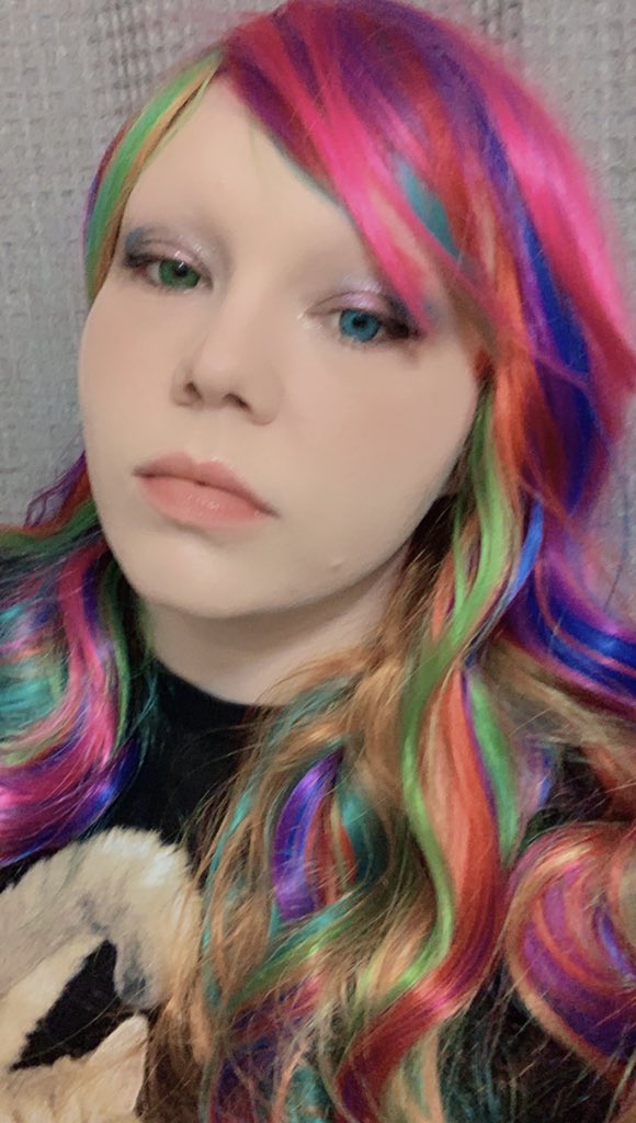 ScarletSagex's tweet photo. Testing out new #contacts #rainbowwig #makeup #nonbinarypride #gaypride #theythem #nonbinary #genderfluid
https://t.co/8rUxD8zqD4 https://t.co/MSZJZe4eBu