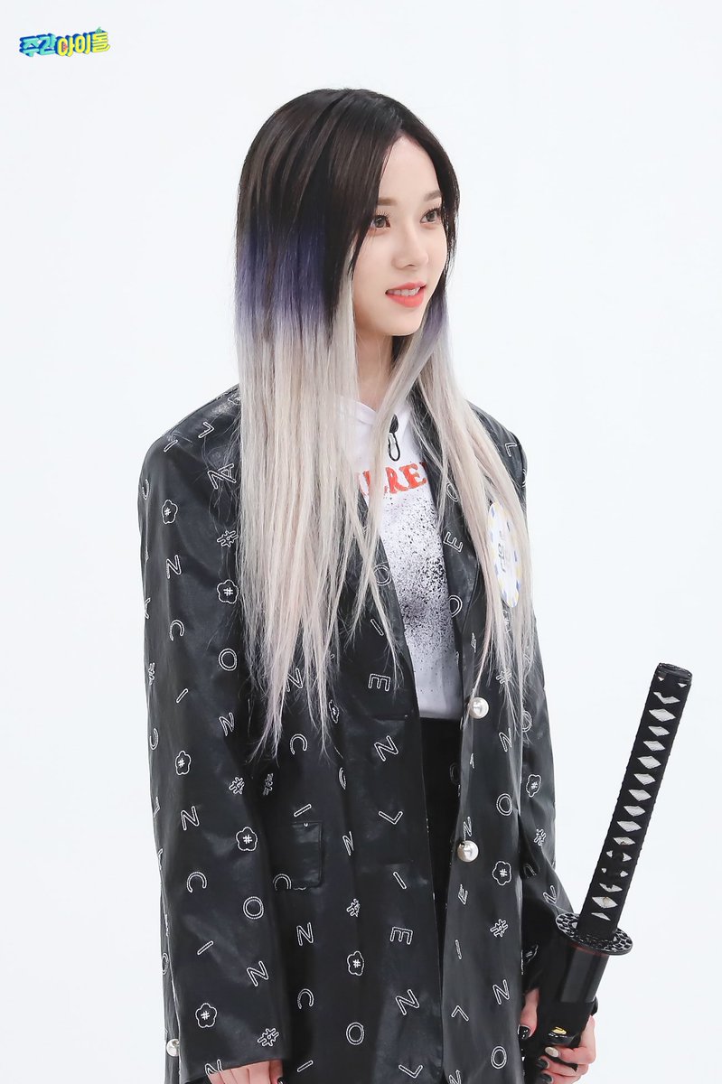 WINTER_THAILAND's tweet photo. [PHOTO📸] 210526 Weekly Idol #WINTER ⭐️❄️

🔗 : https://t.co/AYR8WT7Yzs

#WINTER #윈터 @aespa_official
#aespa #æspa #에스파 https://t.co/0Q0LI7Y44K