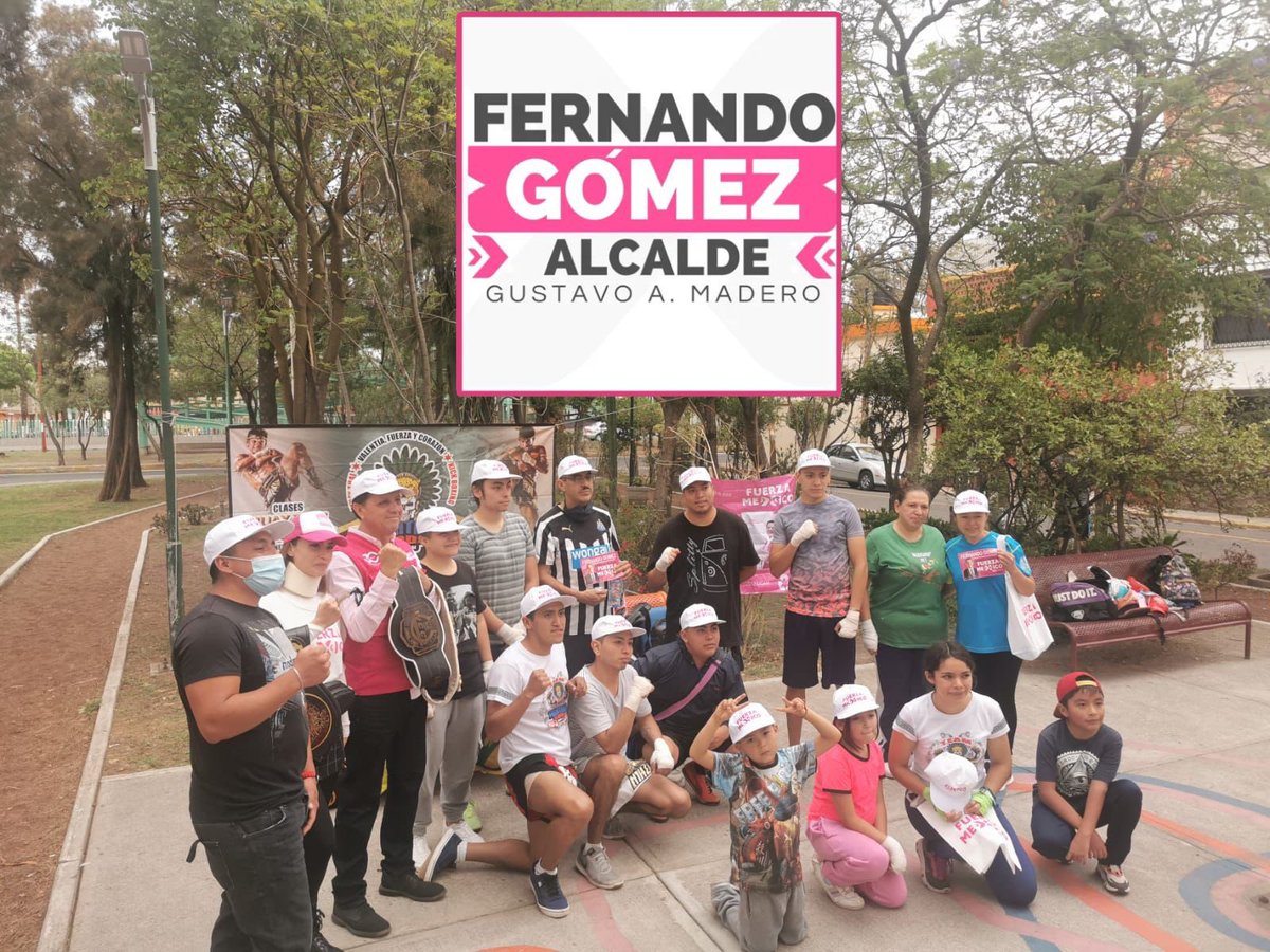 FernandoGmezRo5's tweet photo. Seguimos recorriendo la Alcaldía Gustavo A. Madero! #SomosLaOlaRosa. #VotaFuerzaXMéxico https://t.co/Si459LzinD