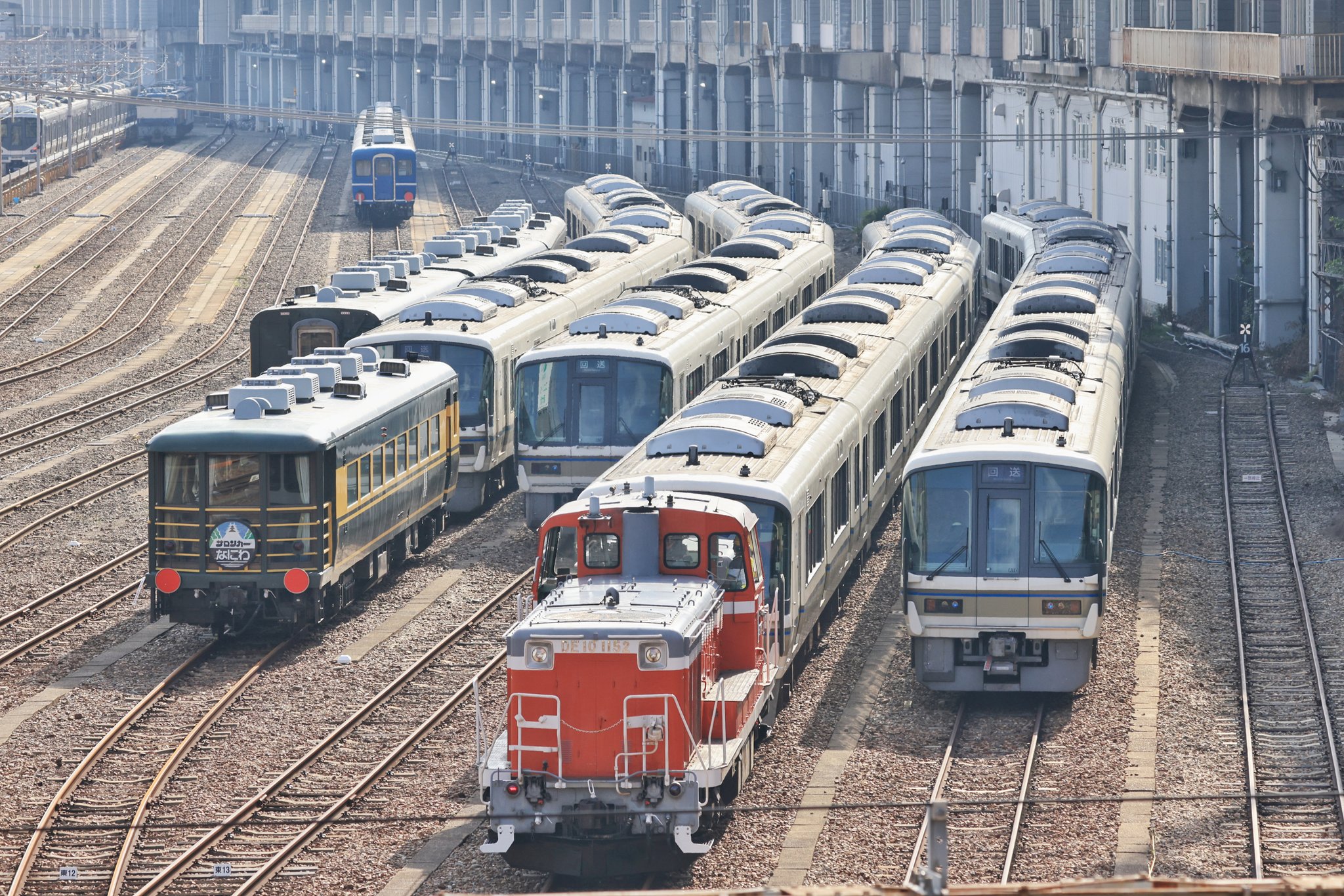 愛称板 サボ 金属製 なにわ NANIWA 〇大 宮原電車区持ち 急行 153系 愛称・種別サボの形状いろいろ: 魚澄庵日志