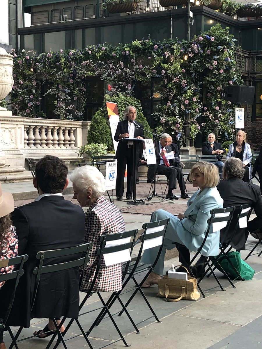 JewishManhattan's tweet photo. We had a great evening with the 2020 inductees into MJHI’s Manhattan Jewish Hall of Fame on Tuesday evening! More info: https://t.co/g5ubtIQEwx https://t.co/l2oivdwWu9