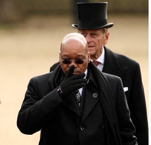 KingMntungwa's tweet photo. We Love and Support Pres Jacob Zuma.

No Surrender no Retreat. Aluta Continua ✊🏽🖤💚💛
#HappyZumaDay #ZumaTrial https://t.co/9ZwRqNvhdg