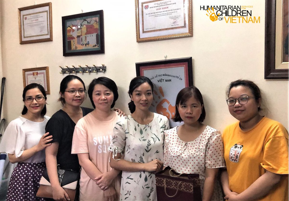 HSCVietnam's tweet photo. We are saying goodbye to our Social Worker, Mrs. Thao, who dedicated herself to the girls at the Blossom House for the past 5 years. We wish her the best on her next endeavor and can’t wait to see what she does next. #TheBlossomEffect https://t.co/t2R5TU0Is4